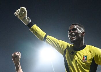 Jesus Owono the hero as underdogs make last eight