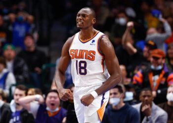 Phoenix’s Bismack Biyombo to Receive March NBA Cares Community Assist Award